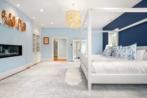Bedroom - 21 Cushing Rd, Wellesley, MA 02481 photo 2 of 4