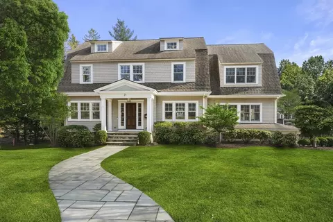21 Cushing Rd, Wellesley, MA 02481