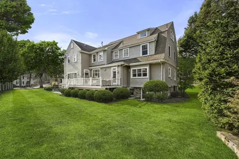 Exterior - 21 Cushing Rd, Wellesley, MA 02481 photo 3 of 3