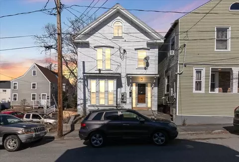 3 Pentucket St, Haverhill, MA 01830