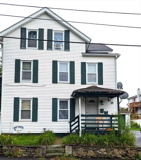 35 Church St, Spencer, MA 01562