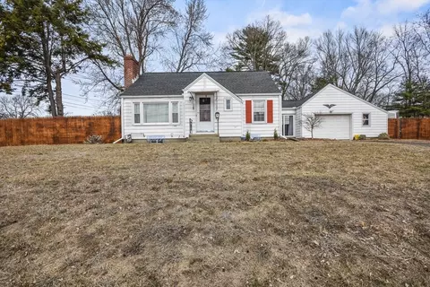 106 Columba St, Chicopee, MA 01020