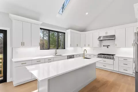 22 Casper Cir, Mashpee, MA 02649 photo 8