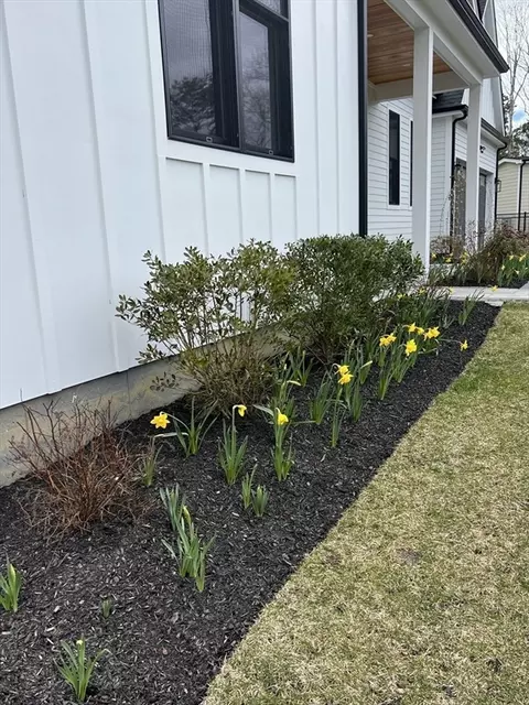 22 Casper Cir, Mashpee, MA 02649 photo 4