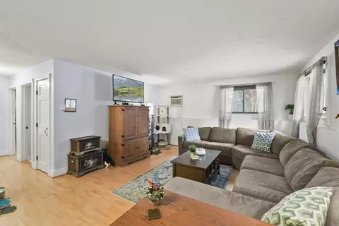 Living - 976 Plain St #48, Marshfield, MA 02050 photo 1 of 3