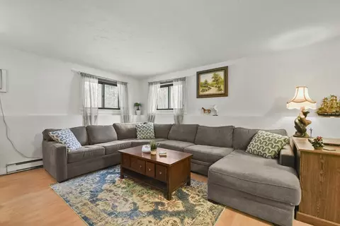Living - 976 Plain St #48, Marshfield, MA 02050 photo 2 of 3