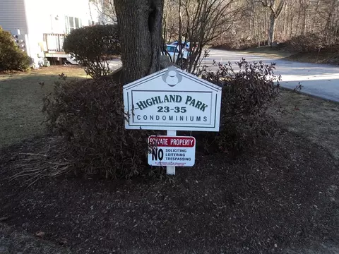 23 Highland Park #23, Uxbridge, MA 01569