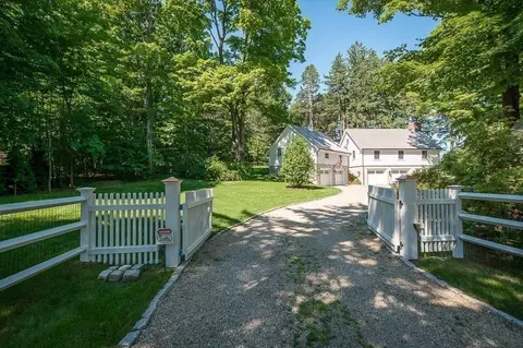 968 Bay Rd, Hamilton, MA 01982 photo 4