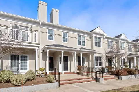 38 Tilden Commons Dr #38, Quincy, MA 02171