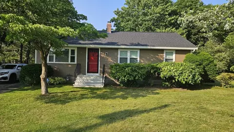 530 Boylston St, Lowell, MA 01852