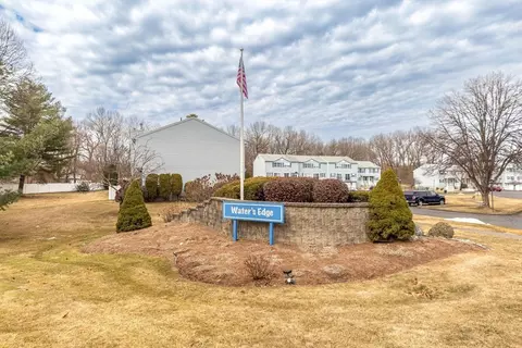 57 Waters Edge #57, Ludlow, MA 01056