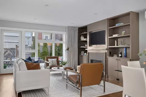 494 E 7th St, Boston, MA 02127 photo 2
