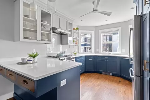 494 E 7th St, Boston, MA 02127 photo 8