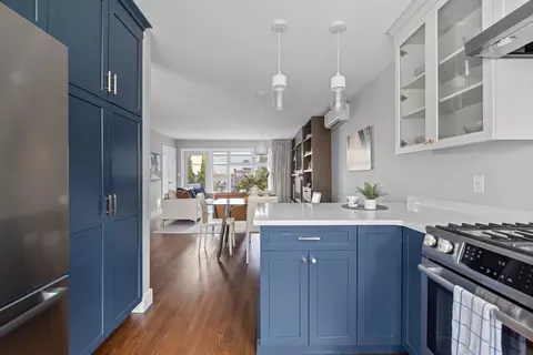 494 E 7th St, Boston, MA 02127 photo 11