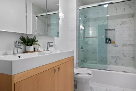 494 E 7th St, Boston, MA 02127 photo 19