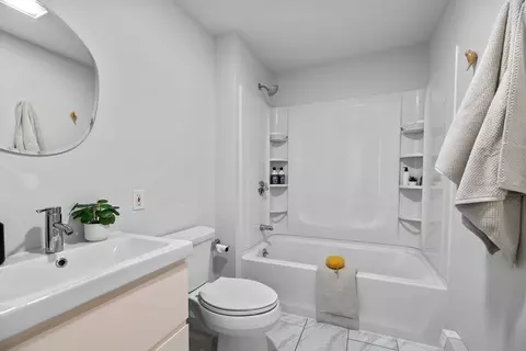 494 E 7th St, Boston, MA 02127 photo 28