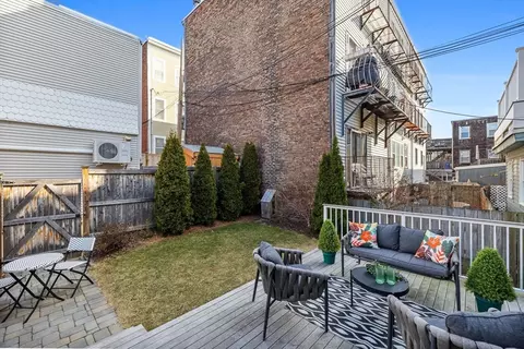 494 E 7th St, Boston, MA 02127 photo 33