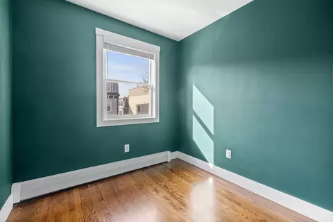 494 E 7th St, Boston, MA 02127 photo 24