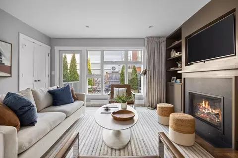 494 E 7th St, Boston, MA 02127 photo 3