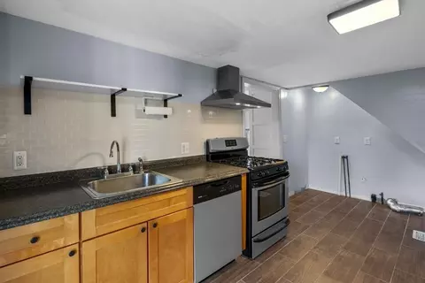 Kitchen - 294 Onset Ave, Wareham, MA 02571 photo 2 of 2