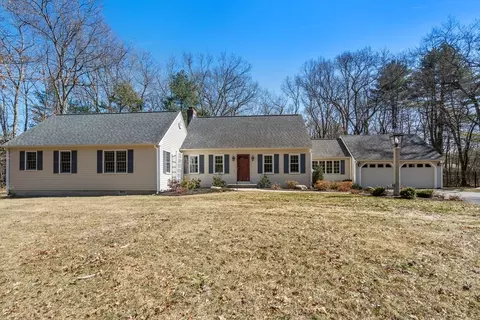 66 Pratts Mill Rd, Sudbury, MA 01776