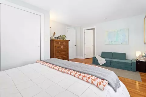 Bedroom - 6 Sunset Dr, Beverly, MA 01915 photo 4 of 8