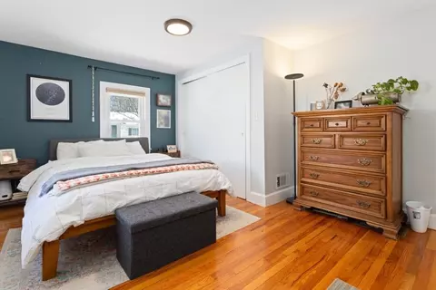 Bedroom - 6 Sunset Dr, Beverly, MA 01915 photo 2 of 8