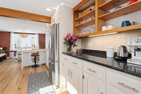 Kitchen - 6 Sunset Dr, Beverly, MA 01915 photo 3 of 5
