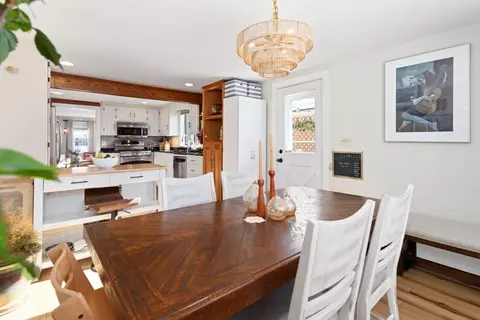Dining - 6 Sunset Dr, Beverly, MA 01915 photo 4 of 5