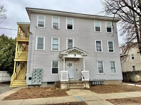 28 Randall Pl, Springfield, MA 01108