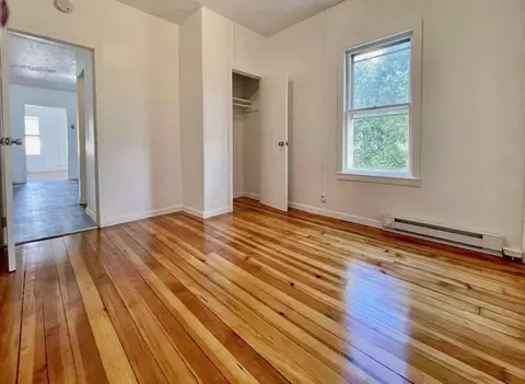 Bedroom - 28 Randall Pl, Springfield, MA 01108 photo 3 of 3