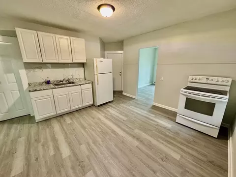 Kitchen - 28 Randall Pl, Springfield, MA 01108 photo 1 of 3