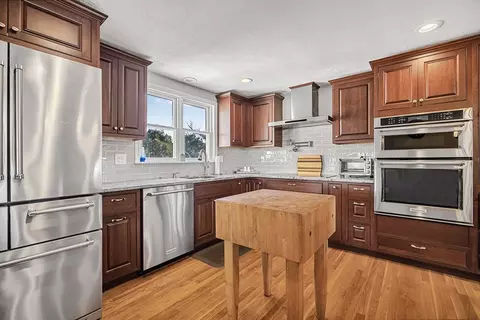 206 Burroughs Rd, Braintree, MA 02184 photo 3