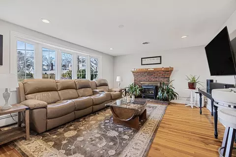 206 Burroughs Rd, Braintree, MA 02184 photo 5