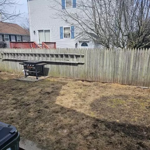 Exterior - 22 Sachem St, Fall River, MA 02724 photo 6 of 7
