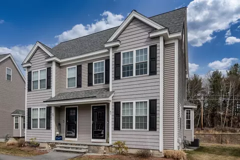 41 Riley Rd #41, Tyngsborough, MA 01879