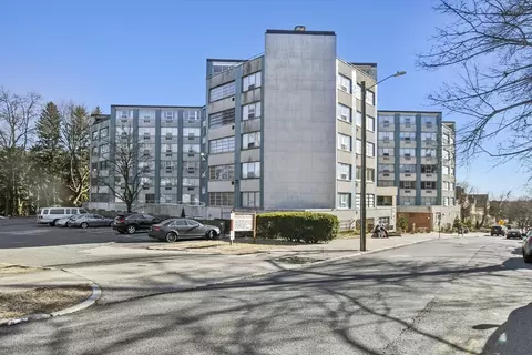 101 Mulberry St #608, Springfield, MA 01105