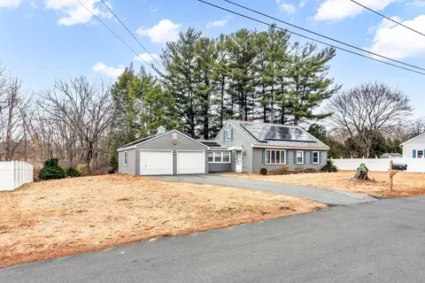 10 Bedford St, Methuen, MA 01844