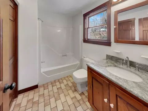 60 Pine Ave, Cherry Valley, MA 01611 photo 20