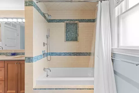 115 Walnut St #3, Brookline, MA 02445 photo 14