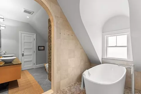 115 Walnut St #3, Brookline, MA 02445 photo 26
