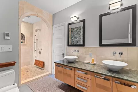 115 Walnut St #3, Brookline, MA 02445 photo 25