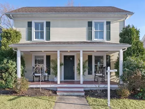 24 Water St, Winchester, MA 01890