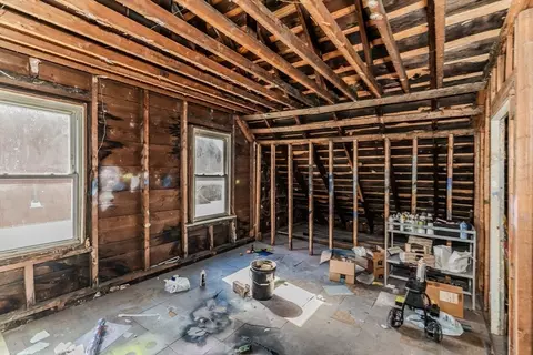 26 Mapledell St, Springfield, MA 01109 photo 41