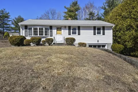127 Lowe St, Leominster, MA 01453