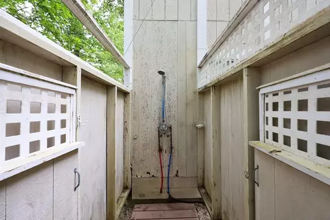 Exterior - 4 Marway, Mashpee, MA 02649 photo 5 of 7