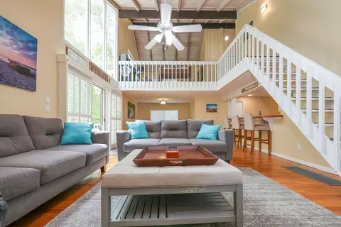 Living - 4 Marway, Mashpee, MA 02649 photo 2 of 7
