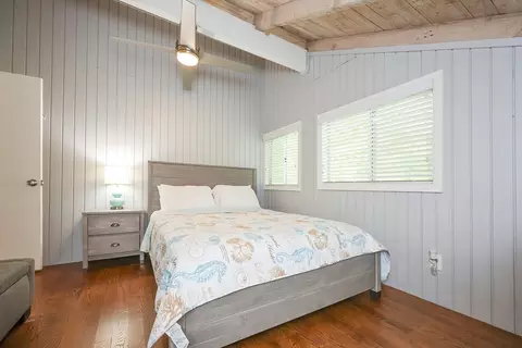 Bedroom - 4 Marway, Mashpee, MA 02649 photo 7 of 9
