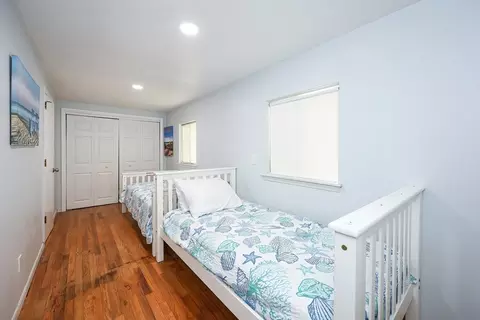 Bedroom - 4 Marway, Mashpee, MA 02649 photo 6 of 9