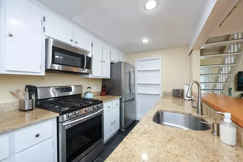 Kitchen - 4 Marway, Mashpee, MA 02649 photo 2 of 6